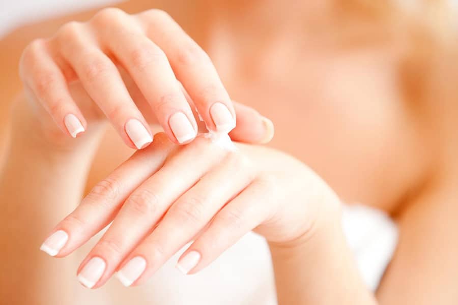 Tratamientos de belleza en Madrid. Cuidado de uñas y manos