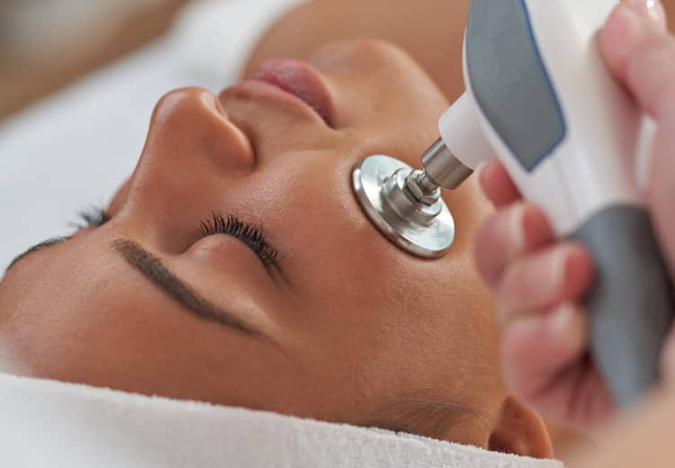 Limpieza Facial + INDIBA + Presoterapia.